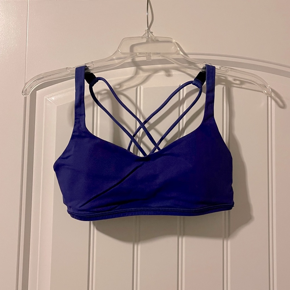 Lululemon Free to Be Bra